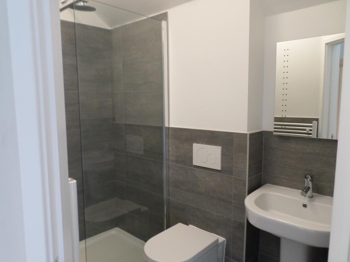 The Queen Matilda Country Rooms Avening Εξωτερικό φωτογραφία