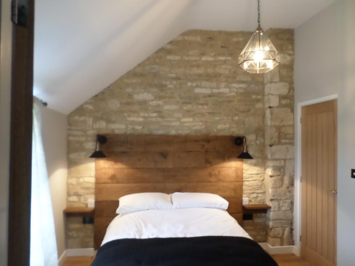 The Queen Matilda Country Rooms Avening Εξωτερικό φωτογραφία